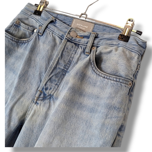 EVERLANE The Cheeky Jean in Light Wash Denim: Women's size 25 Regular - Picture 4 of 7